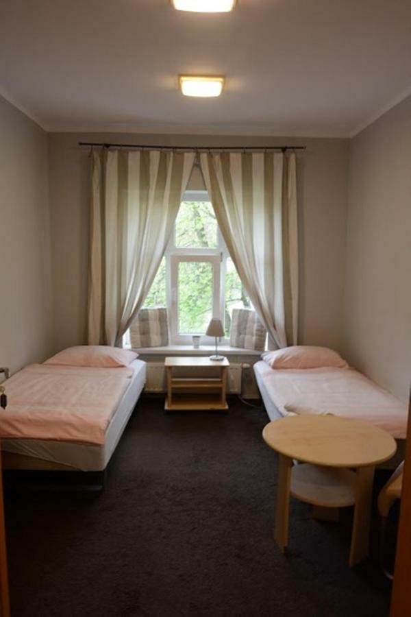 Hostel Ksiezycowy Inowrocław Εξωτερικό φωτογραφία